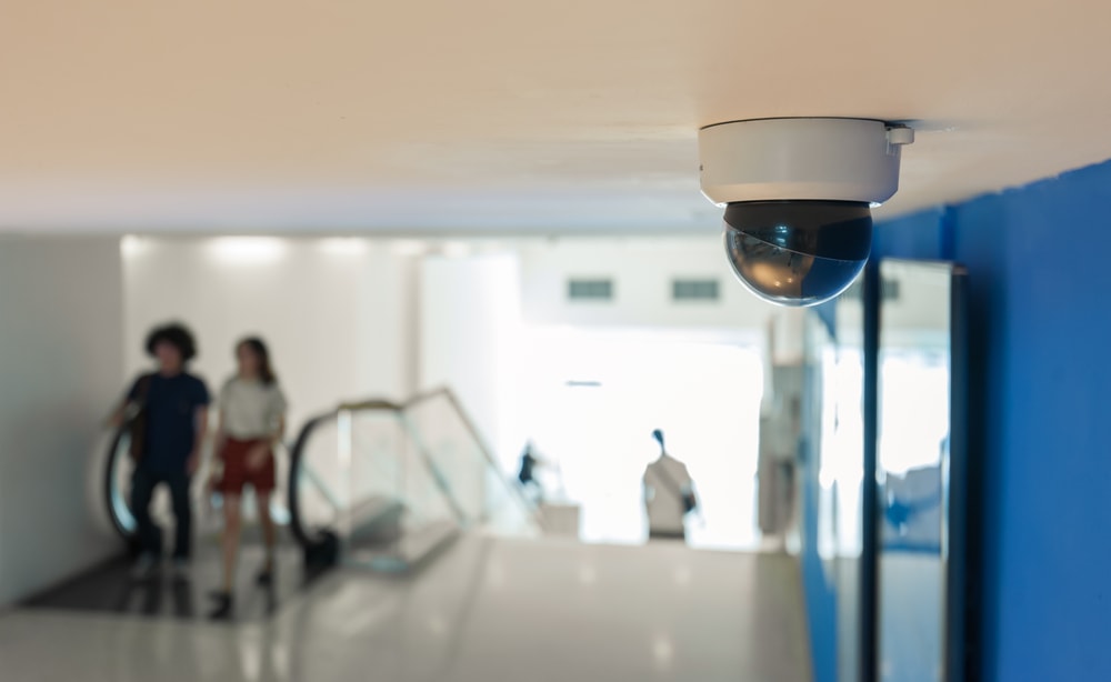 The right illumination for video surveillance